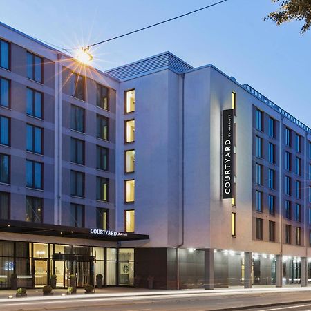 Courtyard By Marriott Munich City East Exterior photo