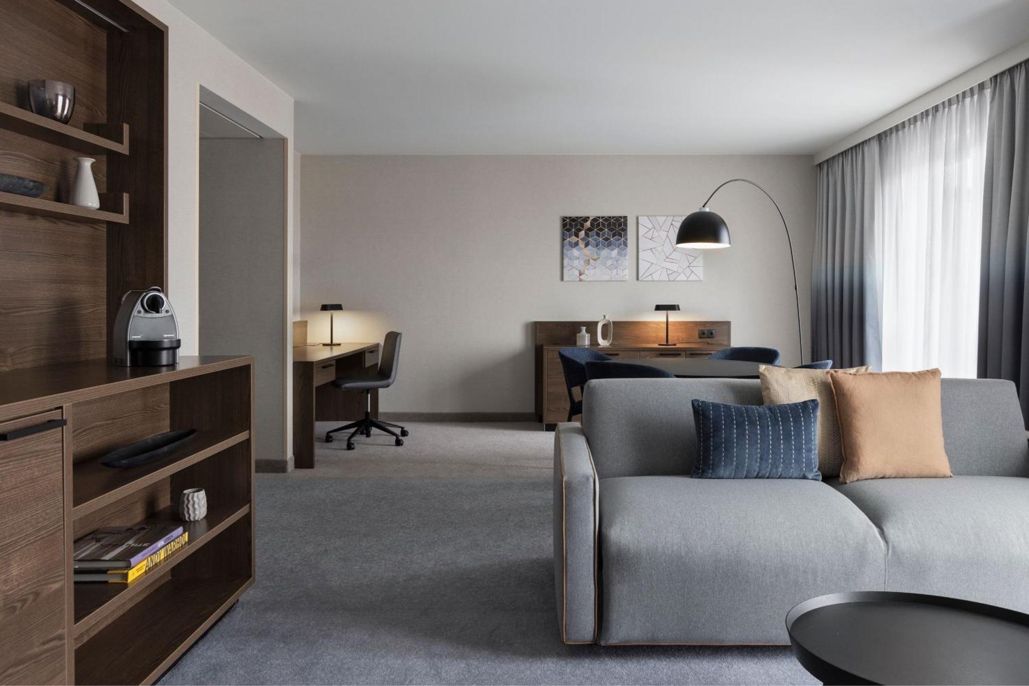 Courtyard By Marriott Munich City East Exterior photo