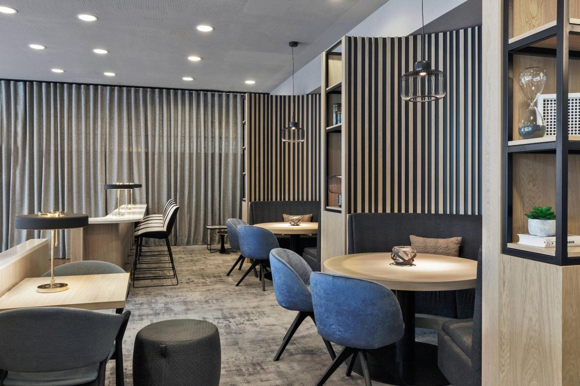 Courtyard By Marriott Munich City East Exterior photo