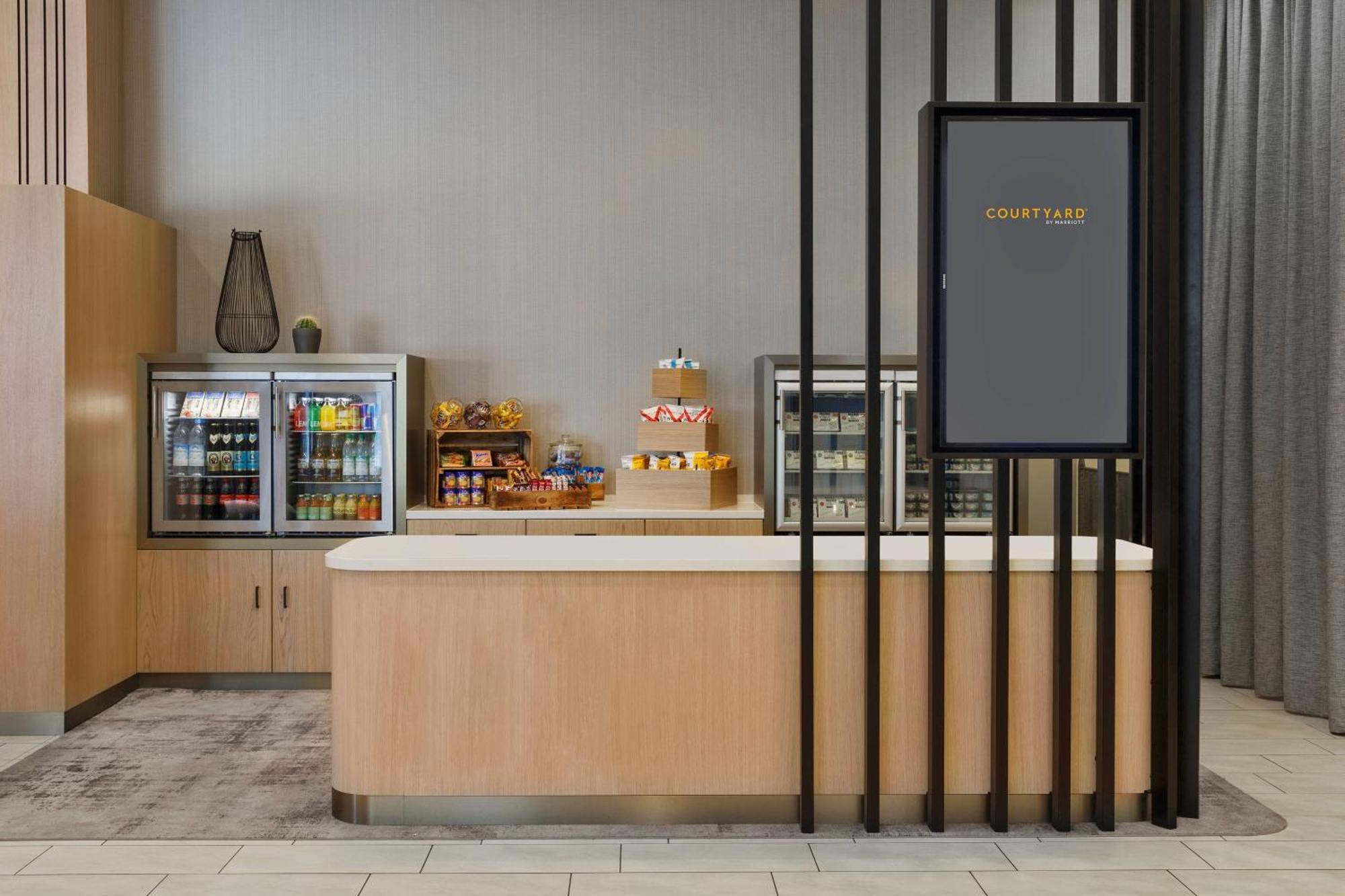 Courtyard By Marriott Munich City East Exterior photo
