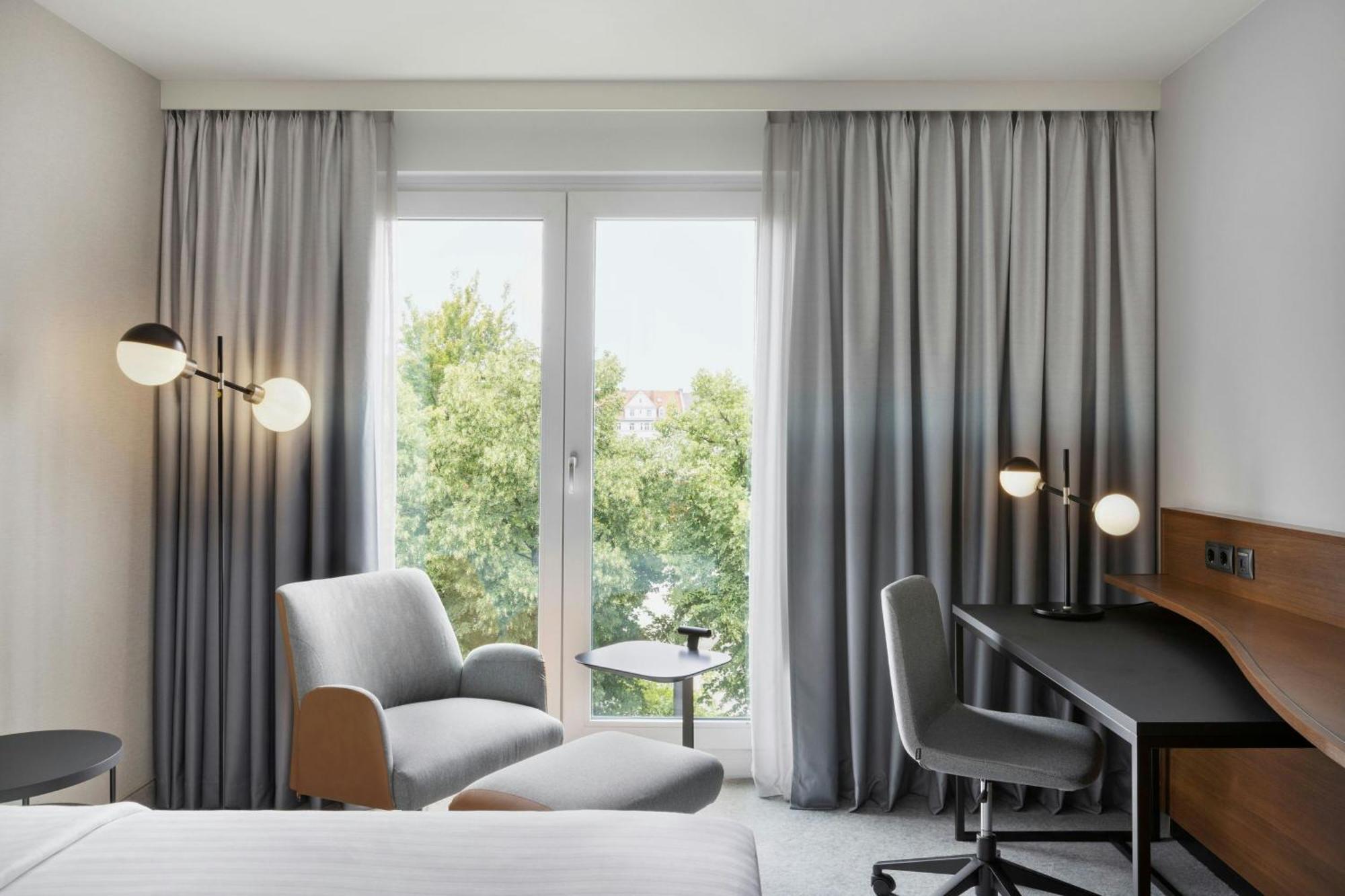 Courtyard By Marriott Munich City East Exterior photo
