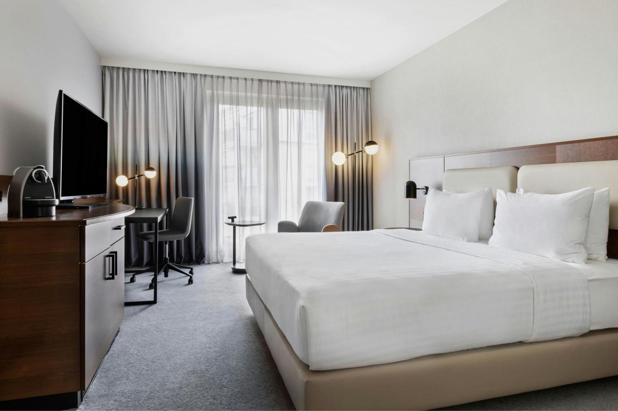 Courtyard By Marriott Munich City East Exterior photo